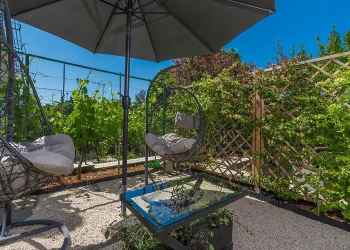 Πανσιόν Complex Sauko 3*